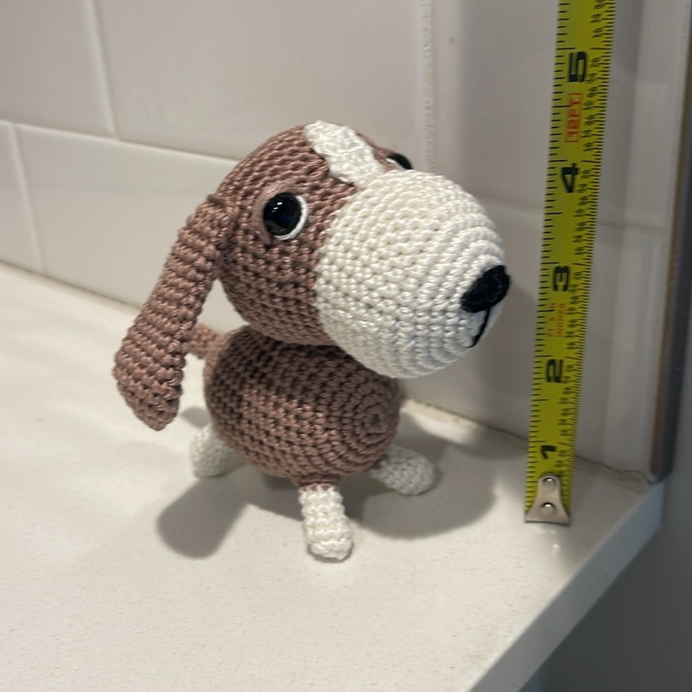 Handcrafted Basset Hound Crochet Amigurumi Figure Toy Dog Puppy Decor - Picture 11 of 11